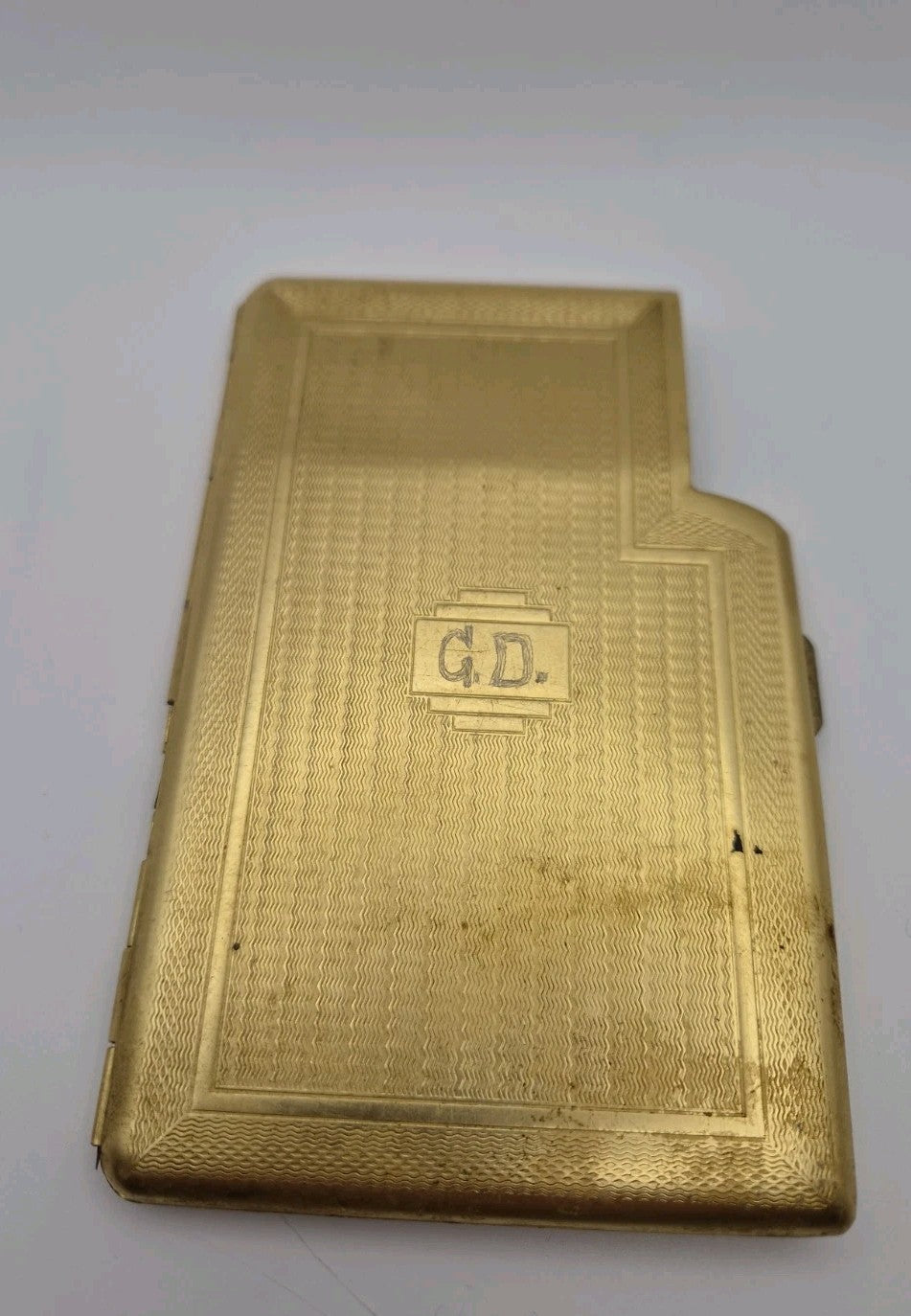 vintage gold-toned metal cigarette case10