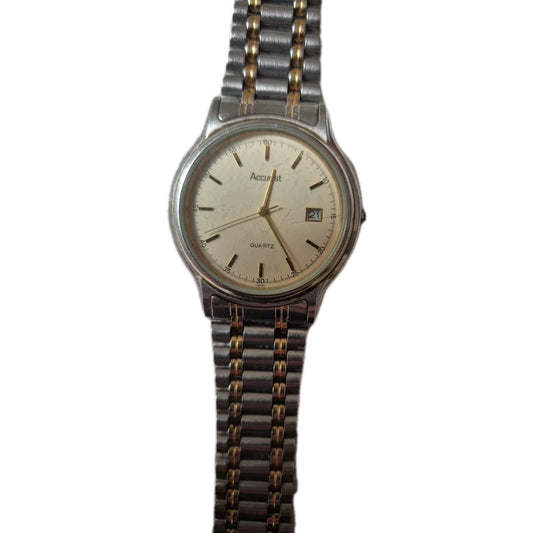 Accurist Mens Quartz Watch For PARTS 1