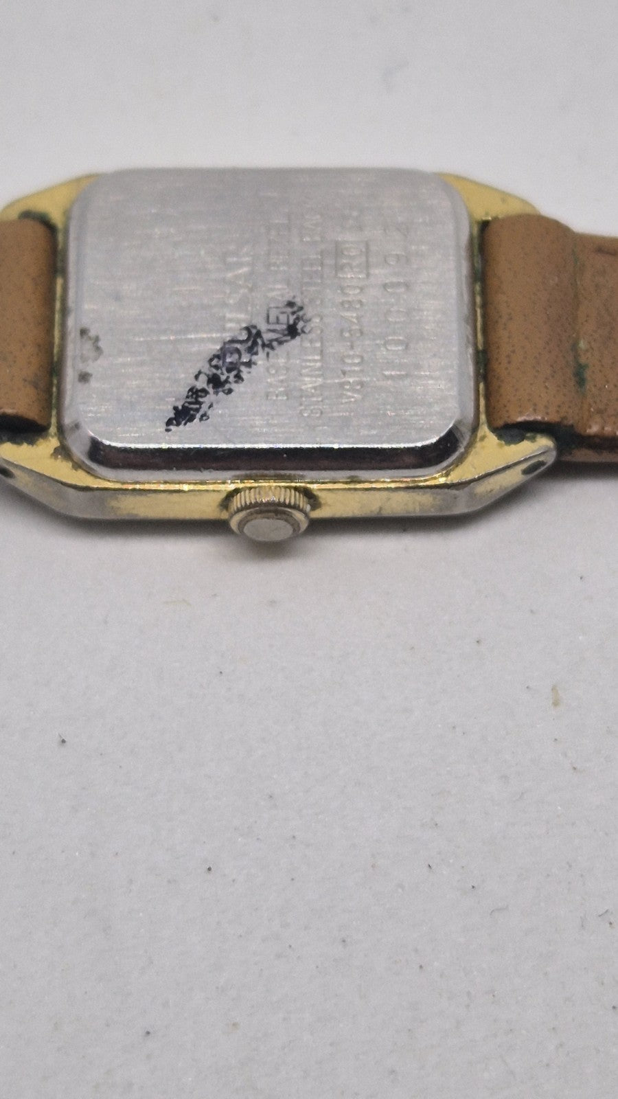 vintage Pulsar V810 ladies' goldtone quartz watch.10