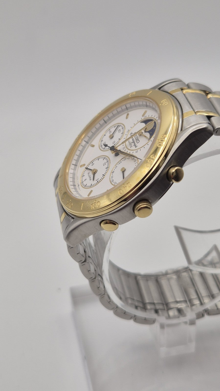 Seiko Men’s 7T36 6A3A Moon Phase Quartz Watch 11