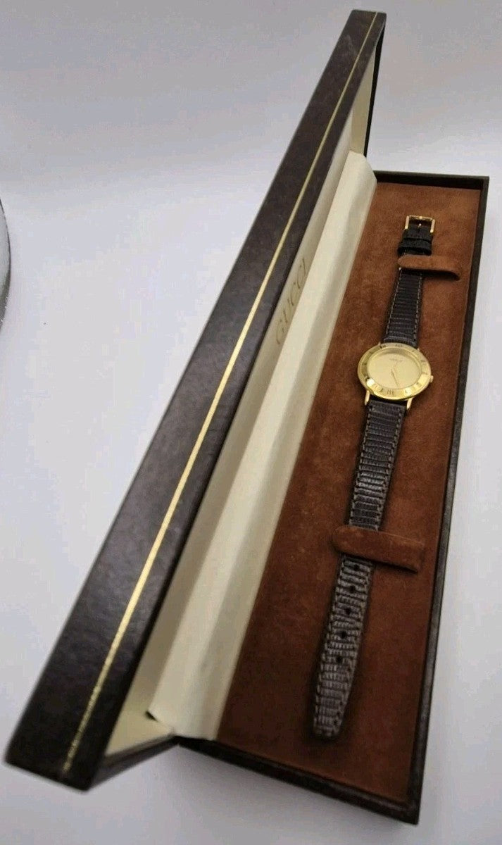 GucciGold 3000.2.L A new strap and a new battery4