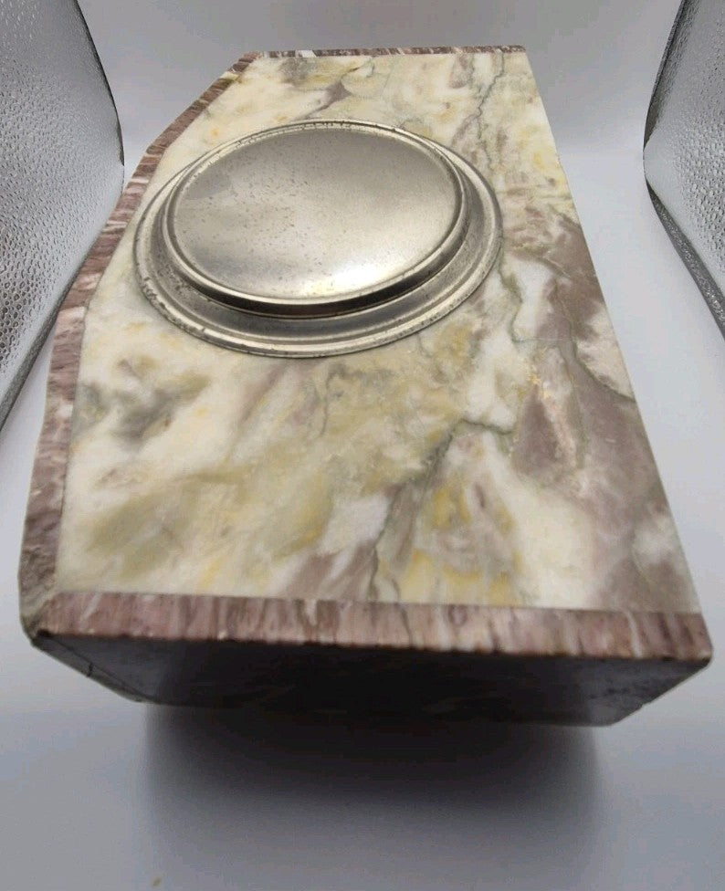 Art Deco marble mantel clock set with matching garniture vases7