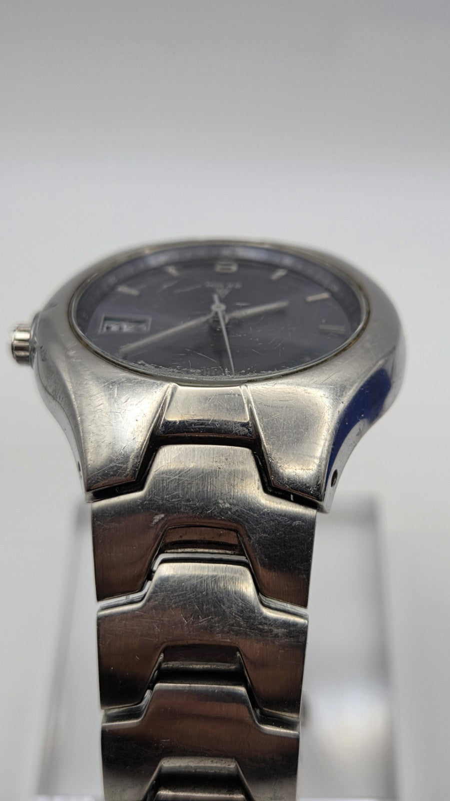 Vintage Mens Accurist Wristwatch MB057. Working13