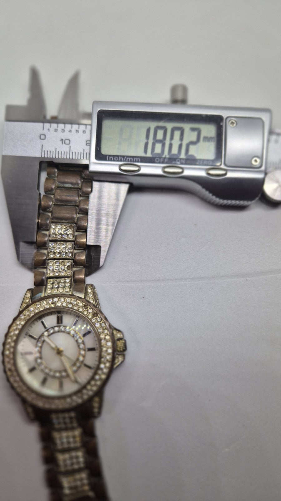 Gold tone womens fashion wrist watch12