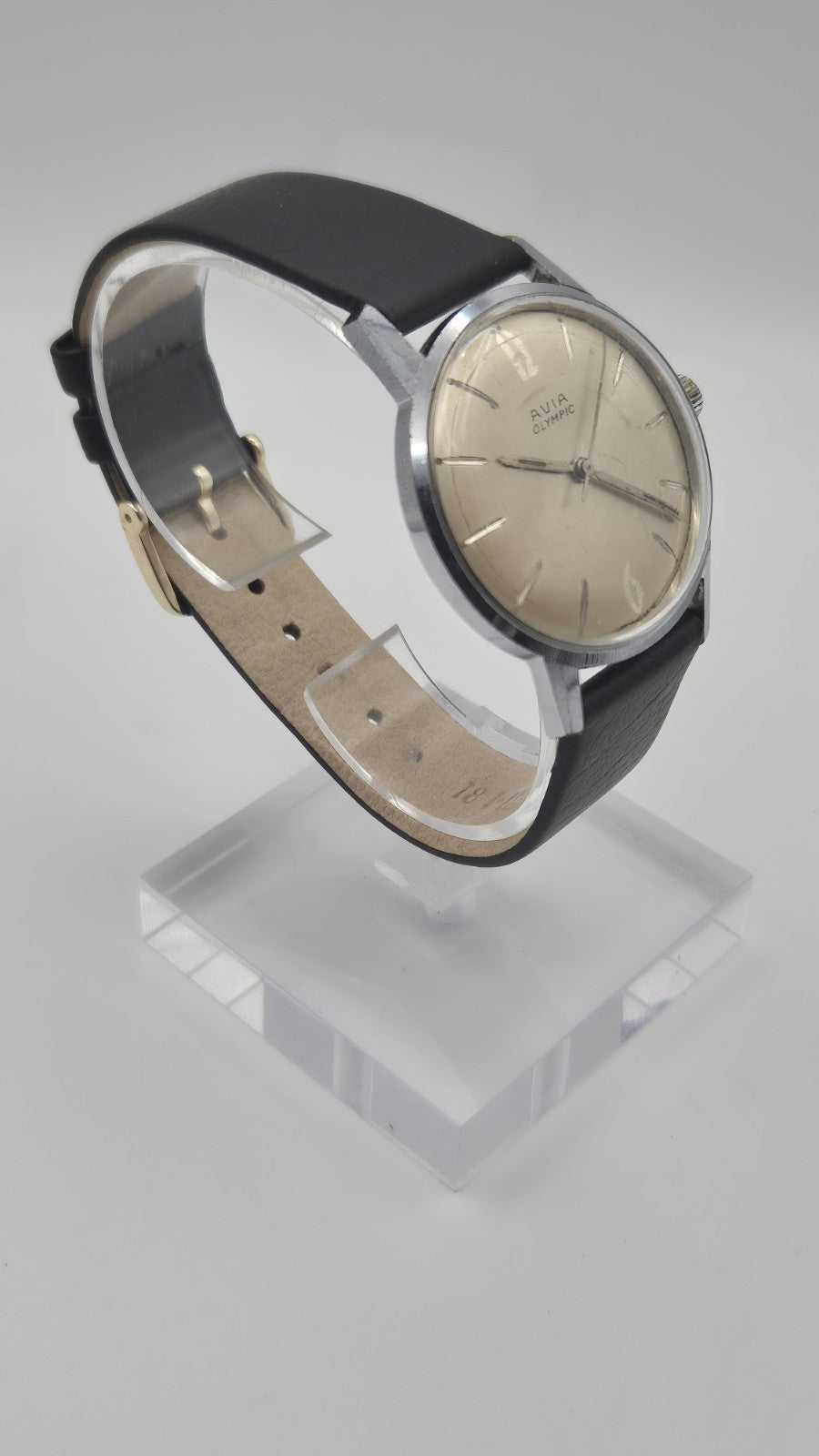 Avia  Mens Olympic  Swiss Made Vintage Mechanical Watch2