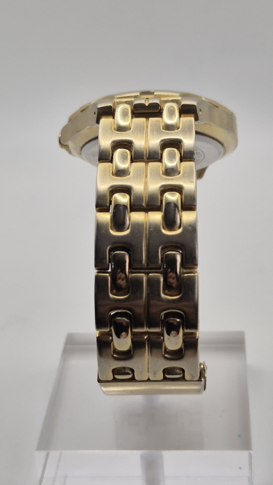 gold-toned Pulse brand watch5