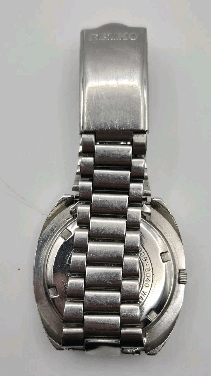 Vintage Seiko Automatic 7006 8040 Day Date Silver Dial – 19J – Japan11