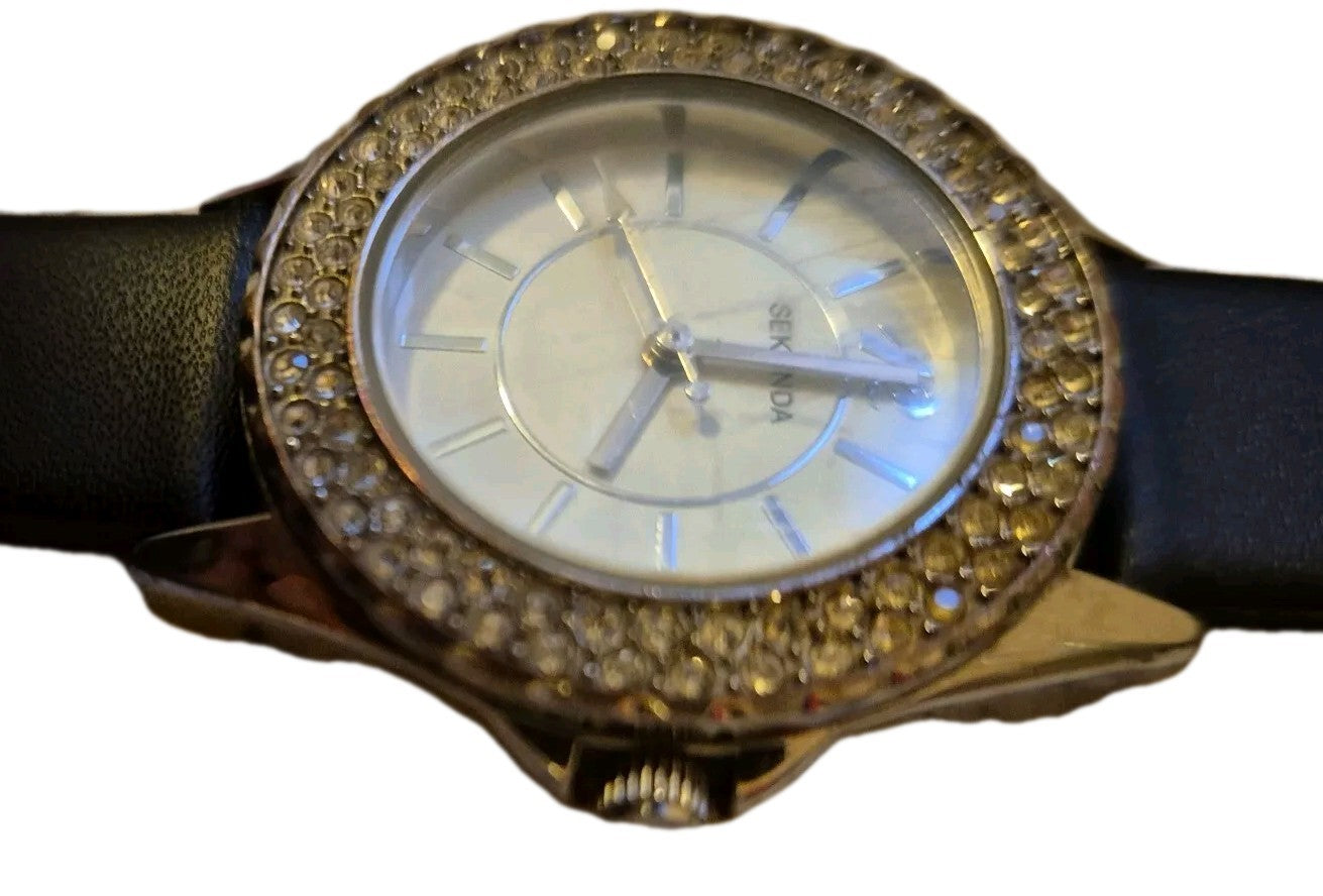  Sekonda Quartz Ladies Watch 2
