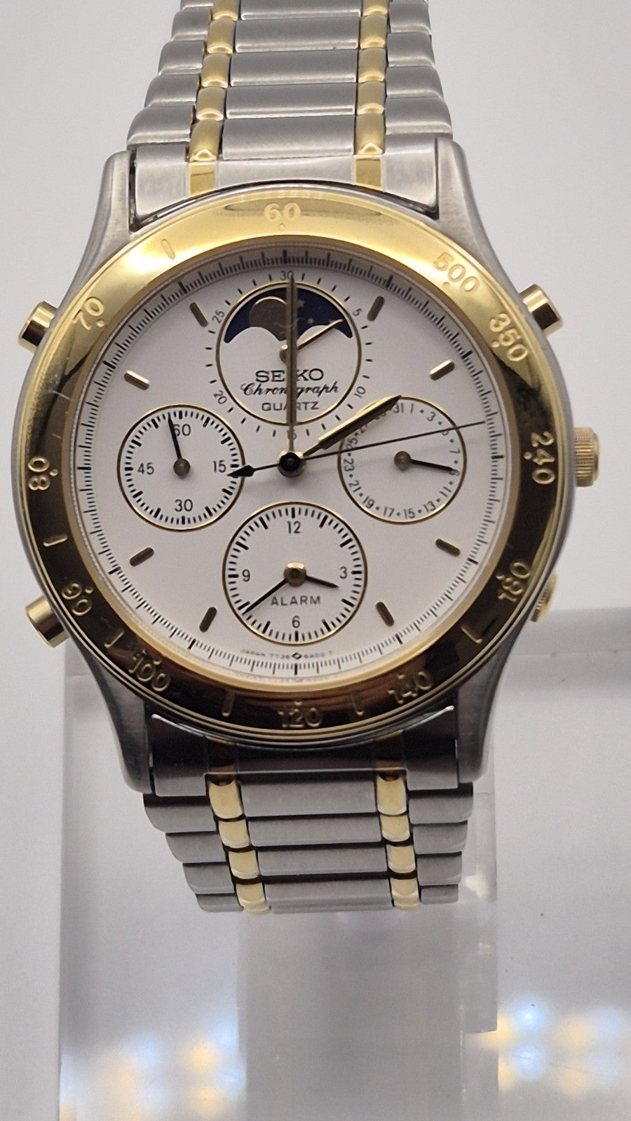 Seiko Men’s 7T36 6A3A Moon Phase Quartz Watch 2