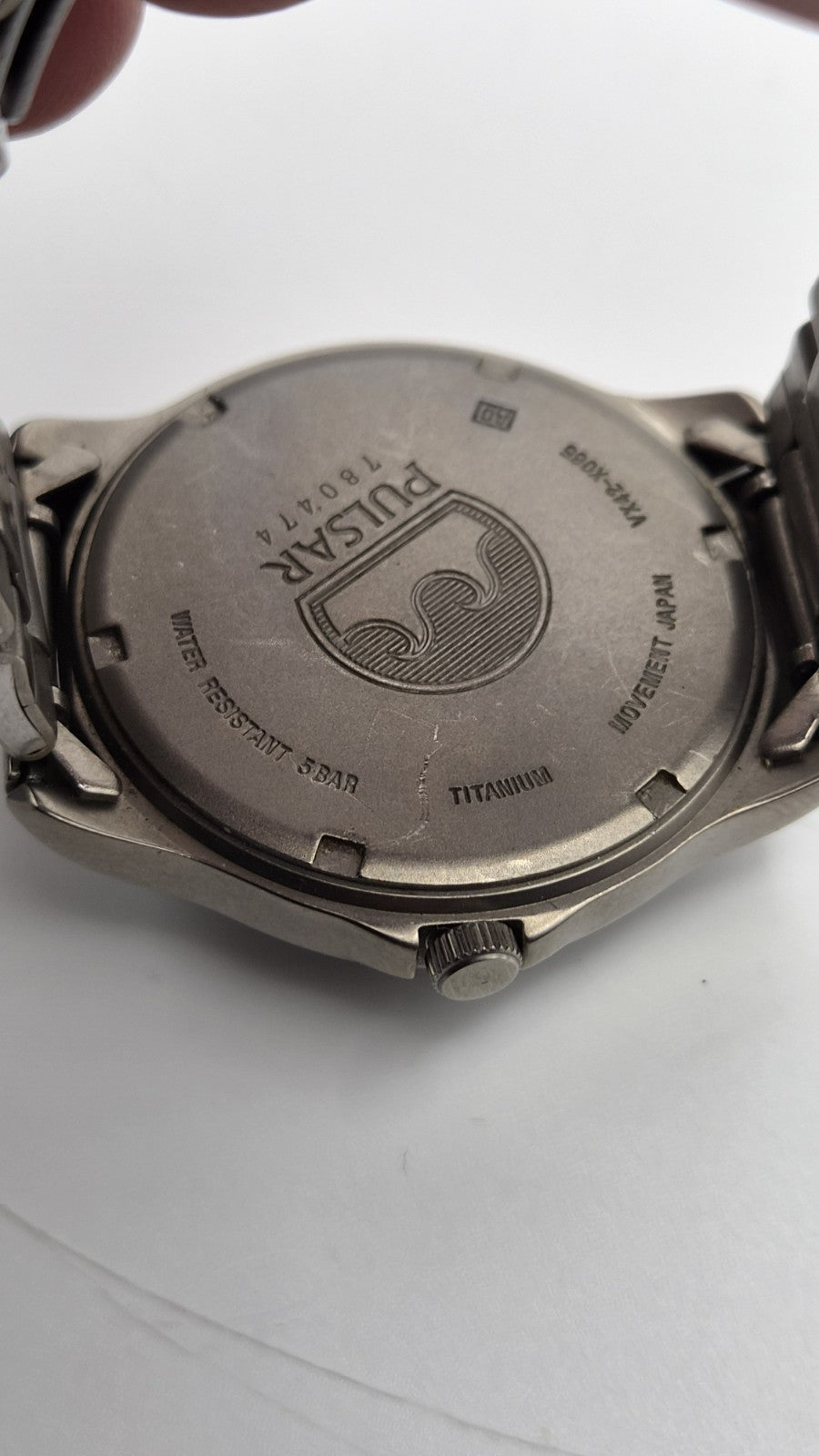 vintage Mens Pulsar Titanium VX42-X065  quartz watch  9