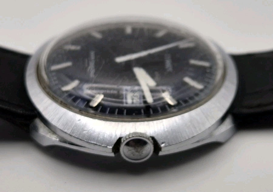 Vintage Timex Watch. Gents. Oval Case. Mechanical. Working7