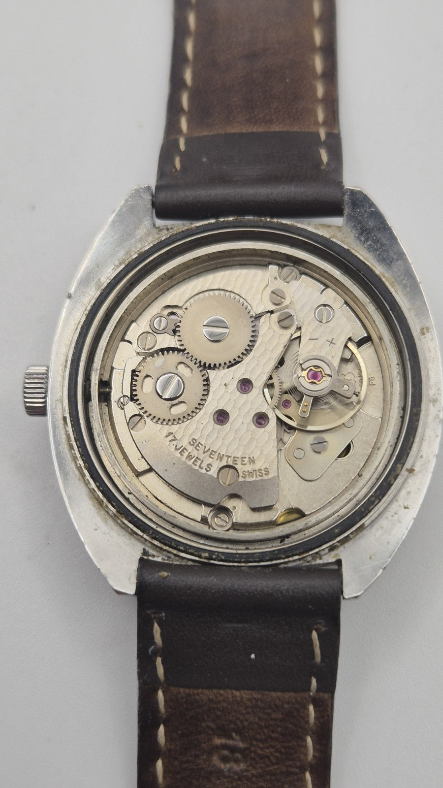 Vintage Everite 17 Jewels Incabloc Swiss Made Mens Mechanical Watch17