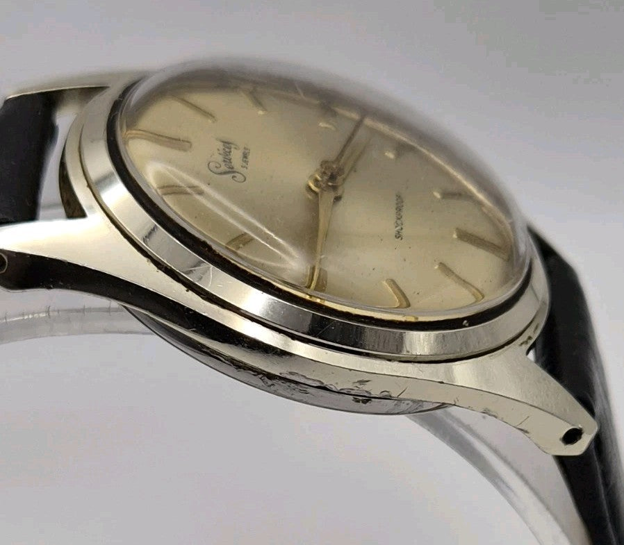 Vintage Services 5 Jewels Shockproof Date Manual Wind Watch 34mm 1960s1