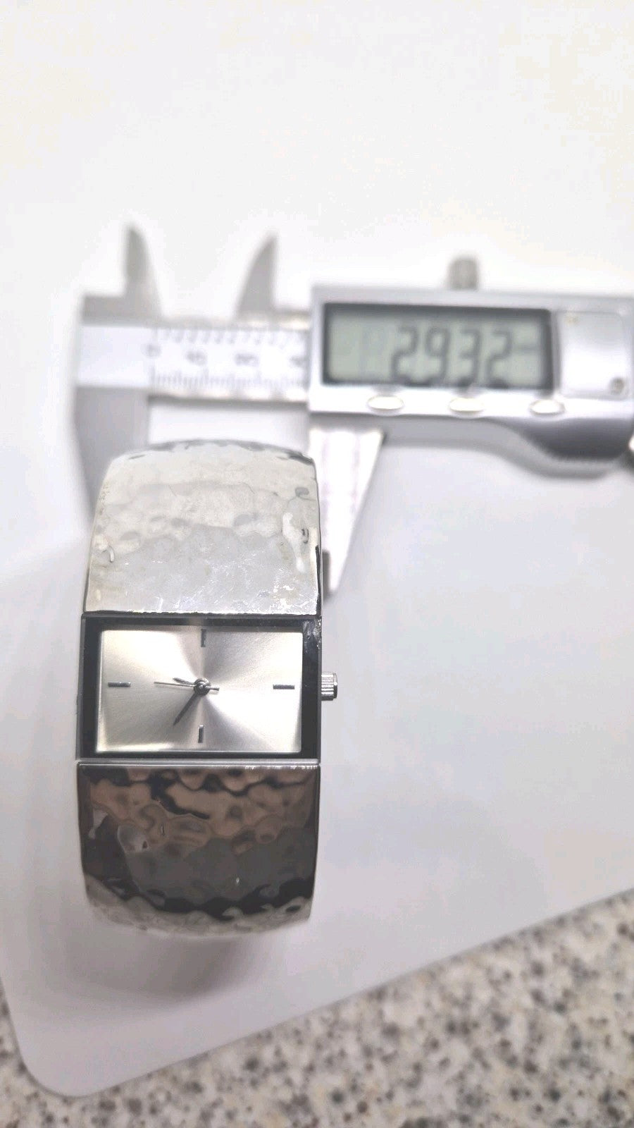 A Very Attractive Bracelet Watch In Working Order12