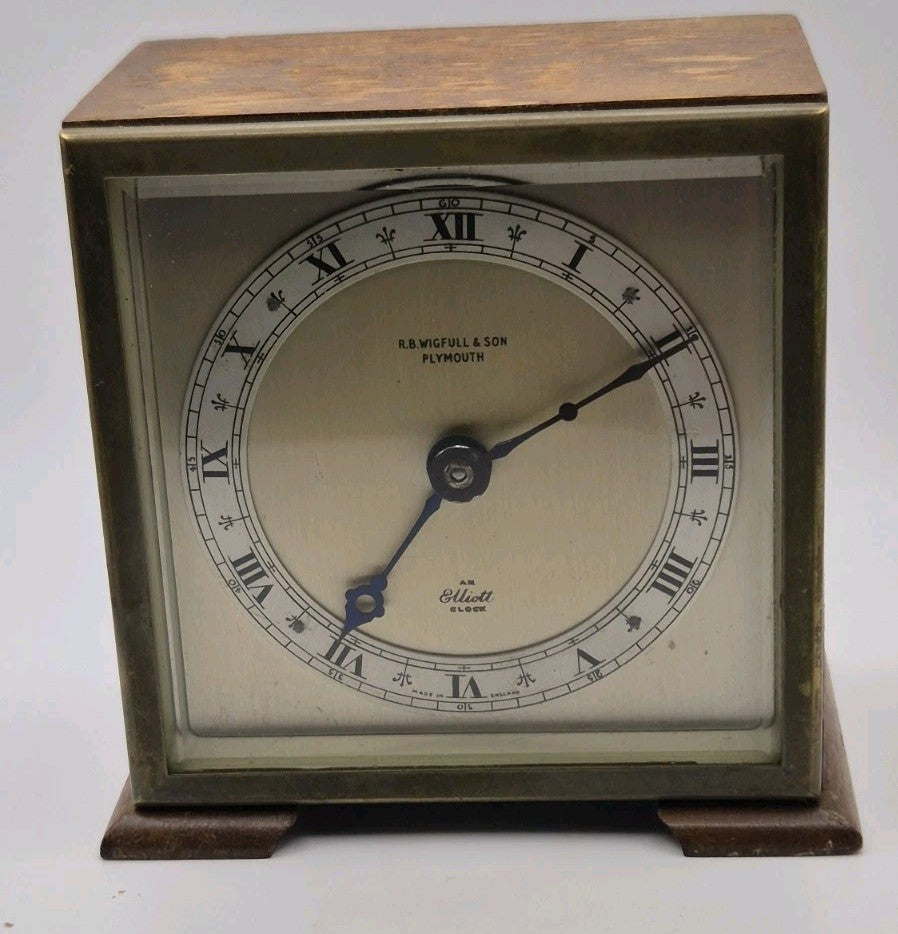 Elliott Of London Wood Cased Mantel Clock In Working Order1