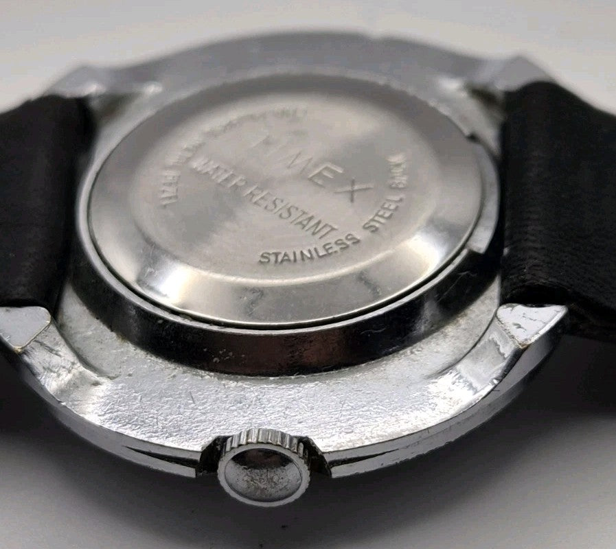 Vintage Timex Watch. Gents. Oval Case. Mechanical. Working9