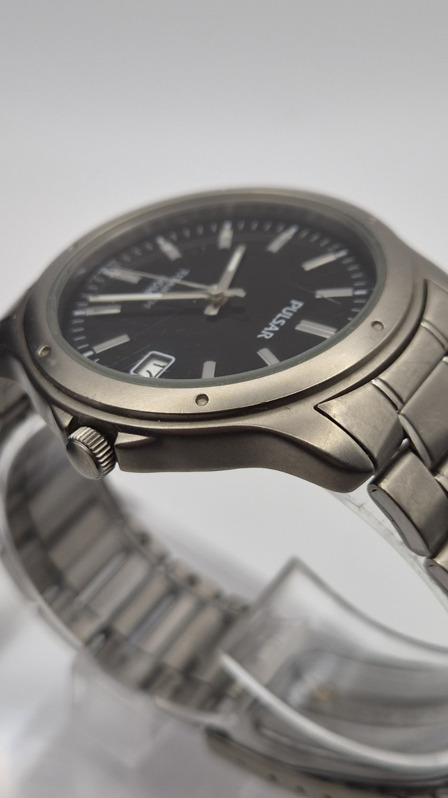 vintage Mens Pulsar Titanium VX42-X065  quartz watch  13