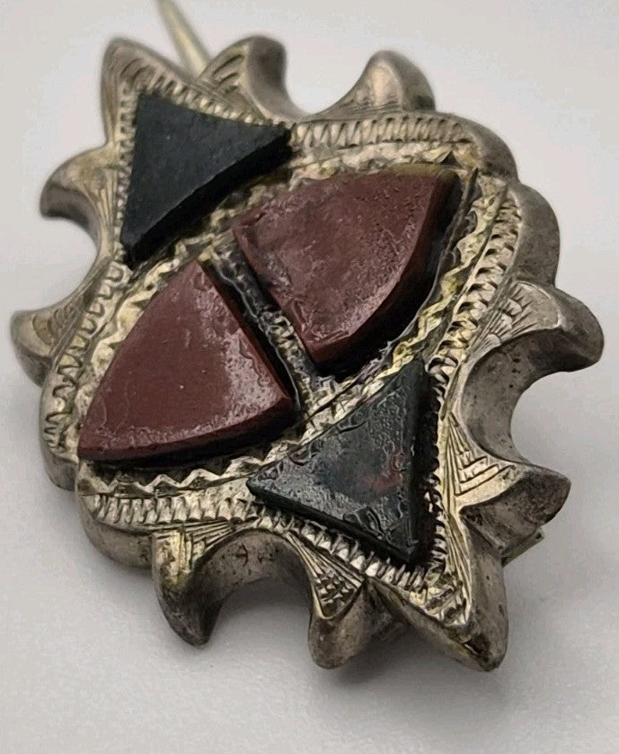 antique Victorian Scottish  pebble  brooch3