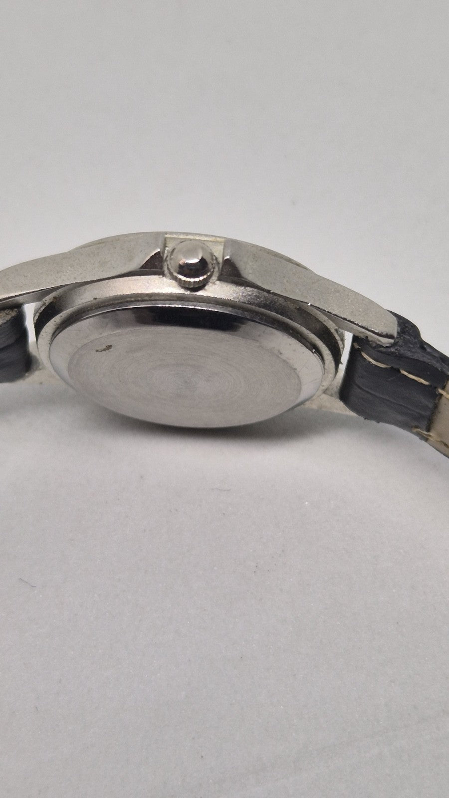Ladies QUARTZ Watch4
