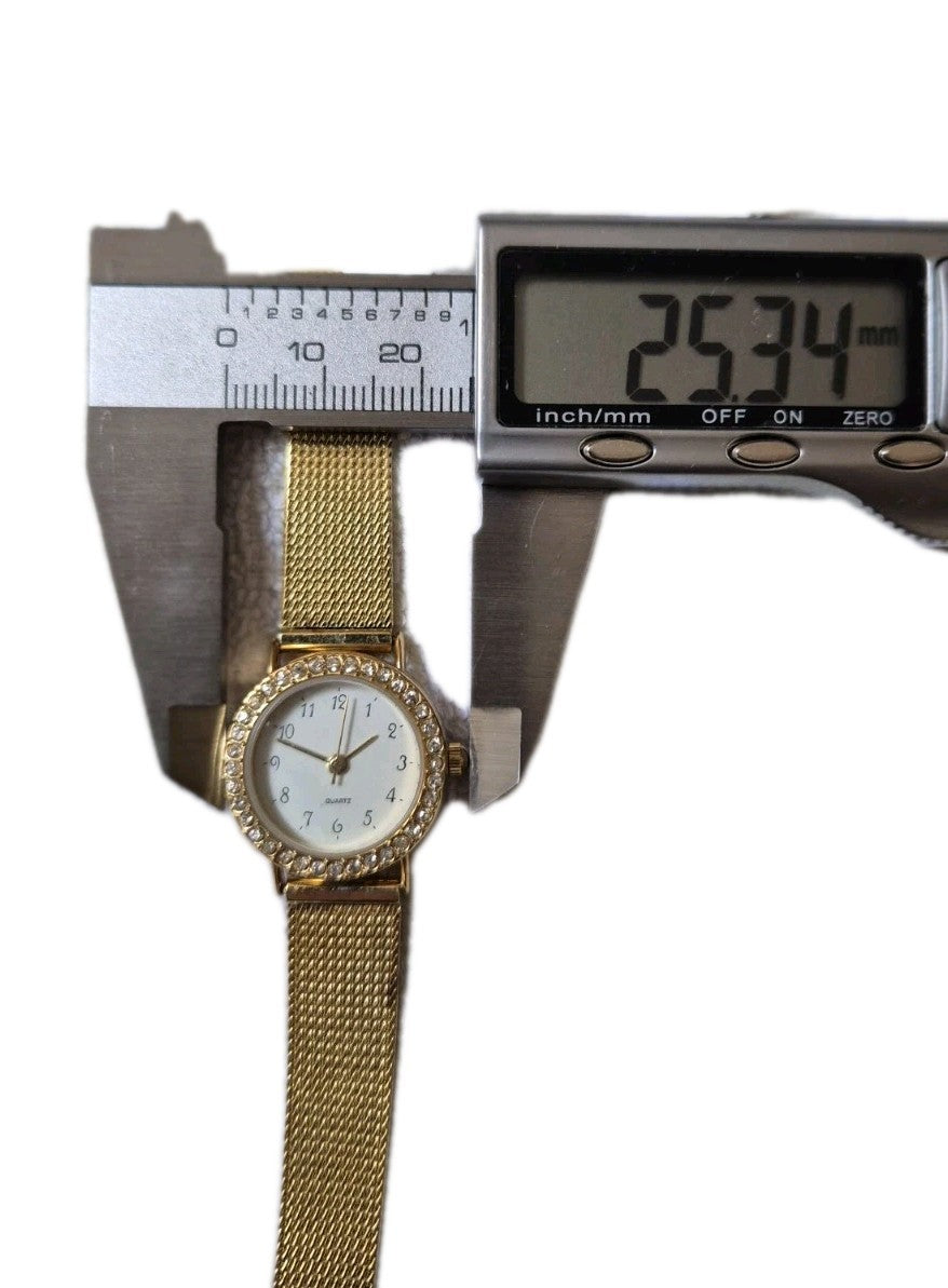 Ladies Quartz Wristwatch with New Battery7