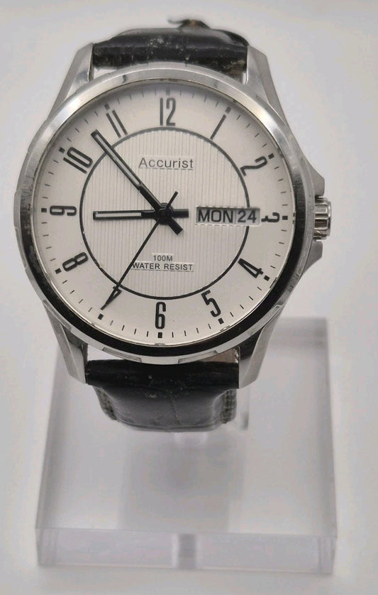 Accurist Men’s Analogue Day/Date Quartz Black Leather Strap Watch 1U05 MS990W0