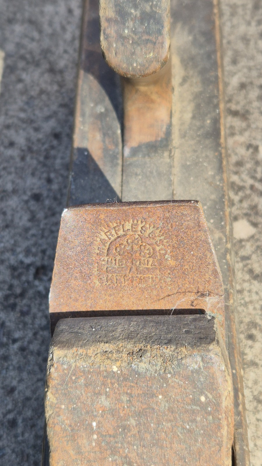 Vintage Carpenters Wooden Box And wooden plane13