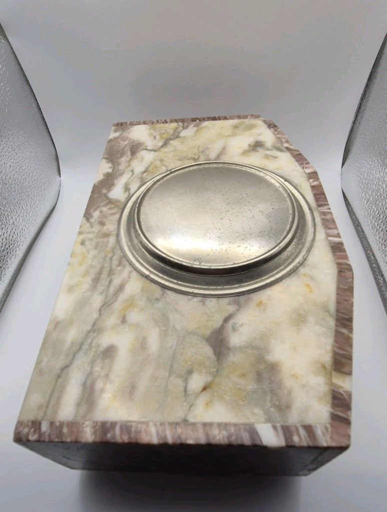 Art Deco marble mantel clock set with matching garniture vases5