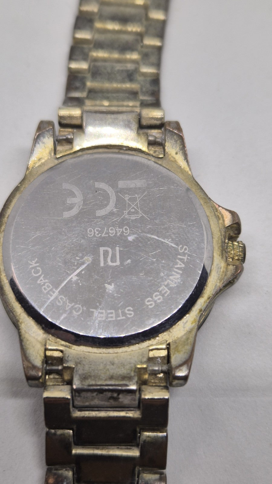 Gold tone womens fashion wrist watch10