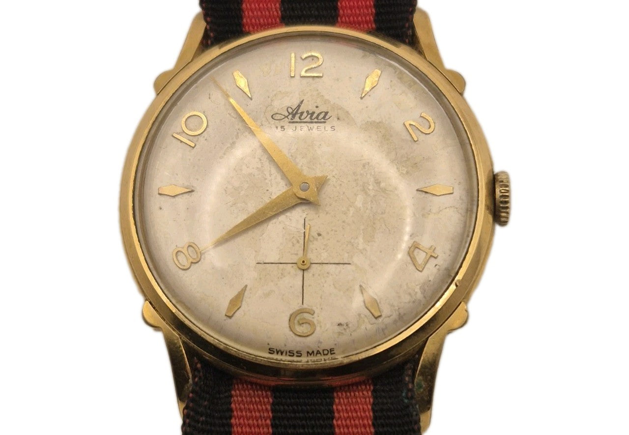 Avia 15 Jewels Vintage Swiss HandWind Small Seconds – Working0