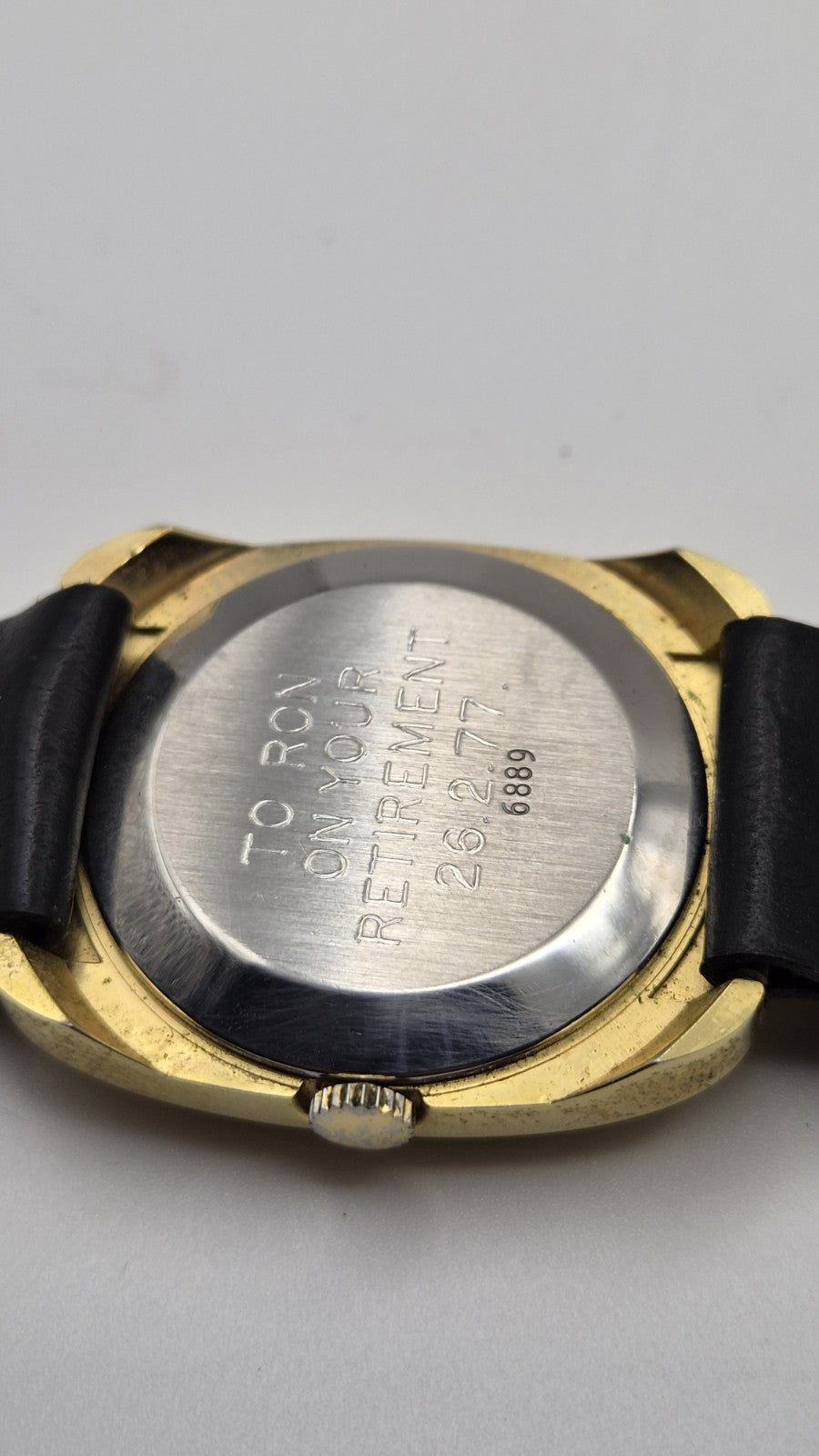vintage men's Ingersoll Shock-Resistant manual-wind mechanical wristwatch13