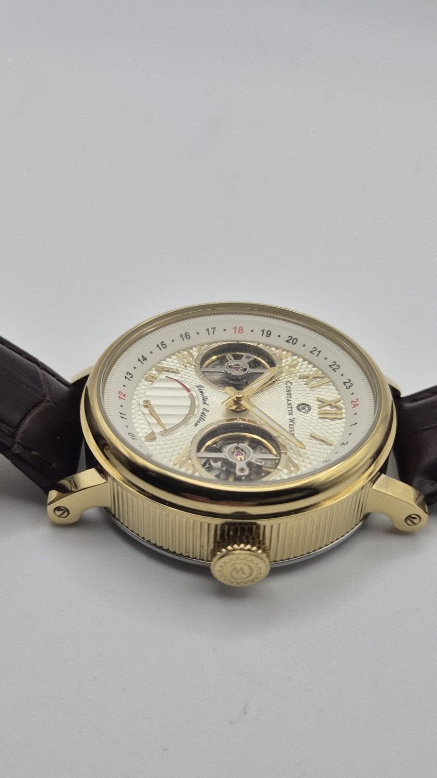 CONSTANTIN WEISZ LIMITED EDITION WRIST WATCH FEATURING A A GOLD PLATED CASE WITH19