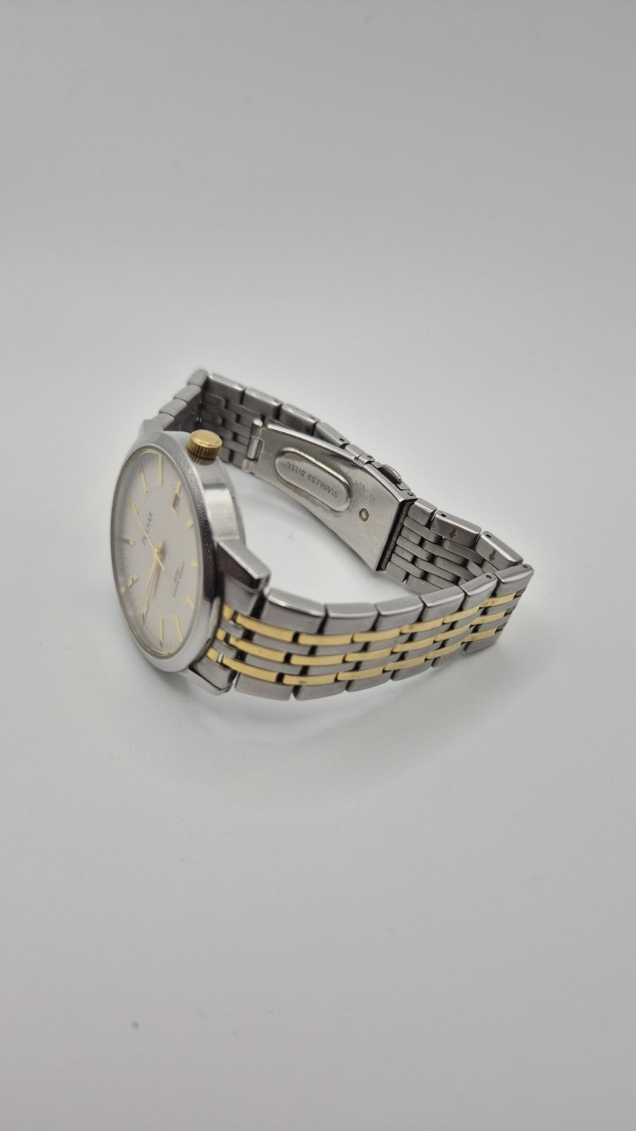 Pulsar Quartz men's watch 10