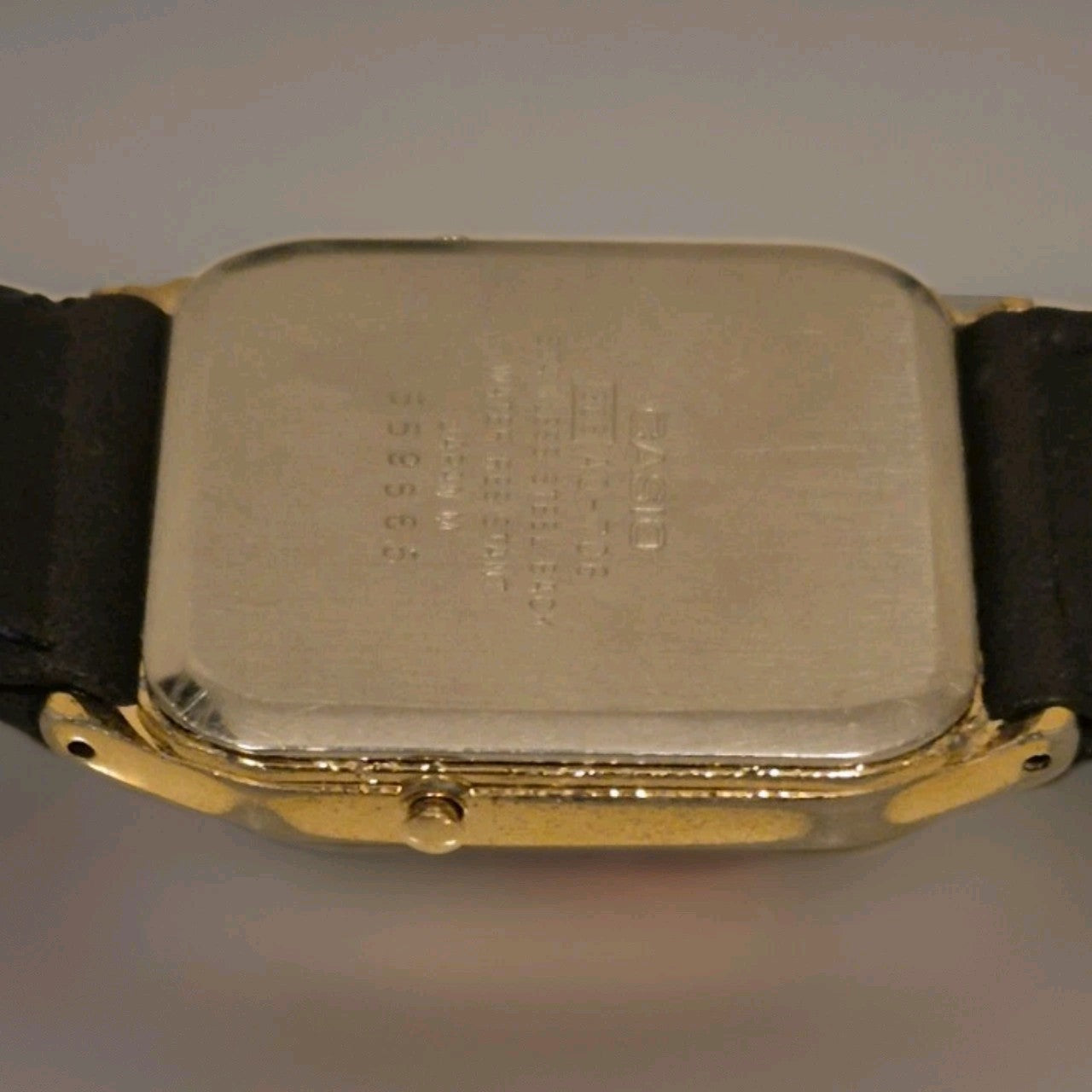 Vintage Casio AQ-706 analog-digital watch5