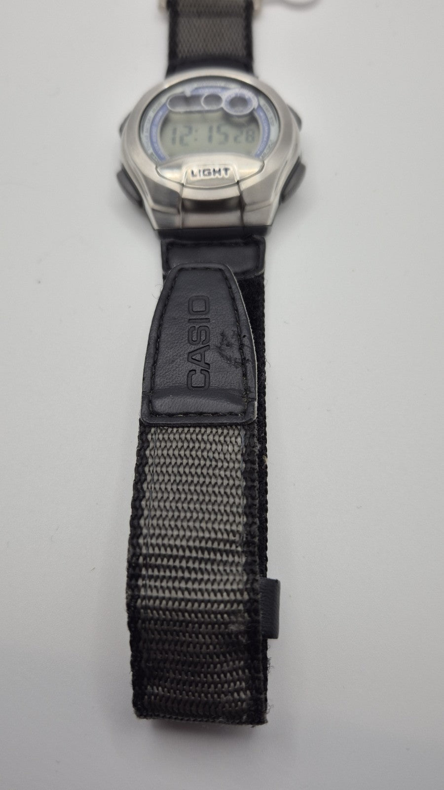 Casio W-752 digital watch5