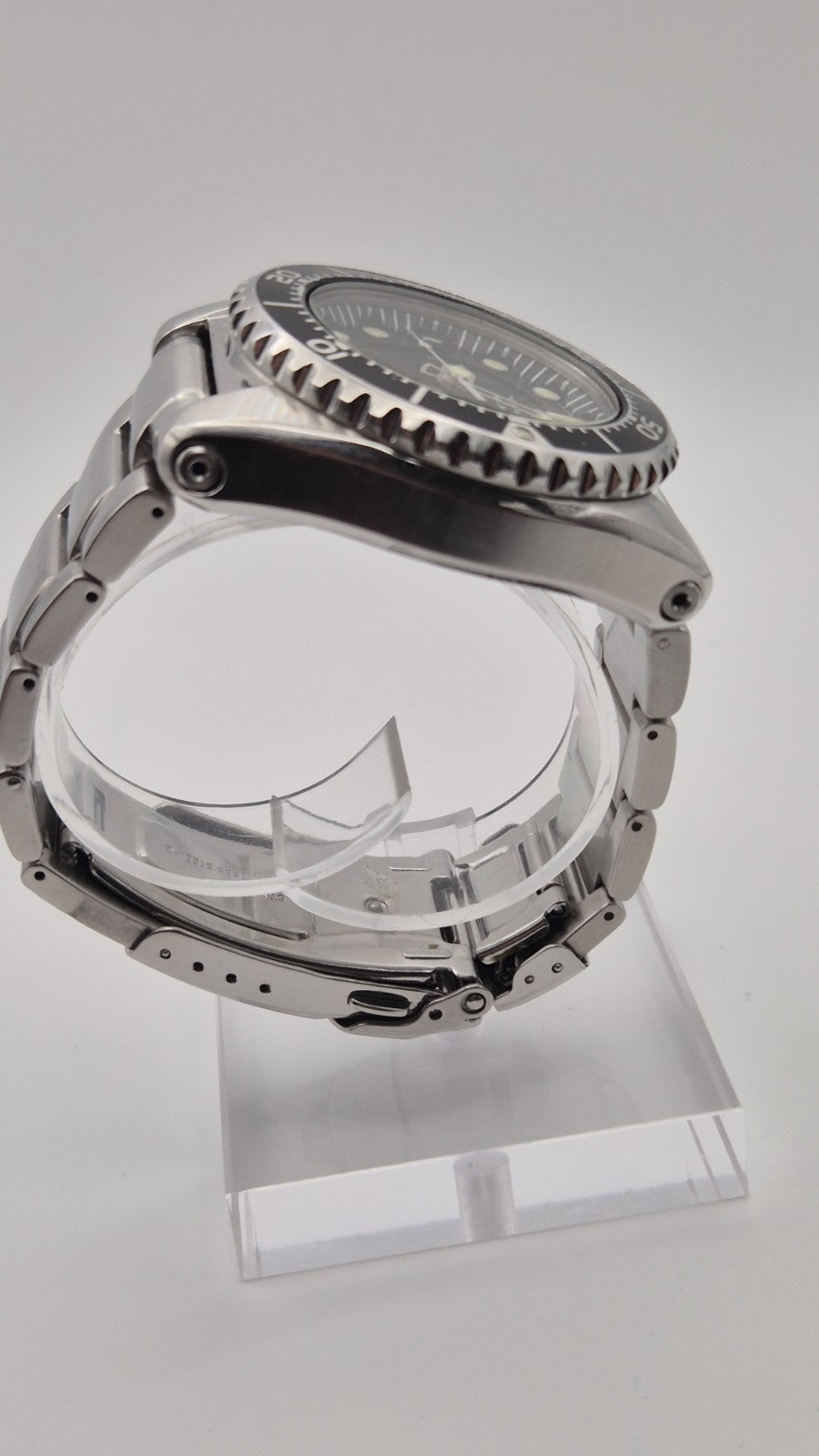 Seiko Kinetic Diver 200m watch 5M62-0BL04