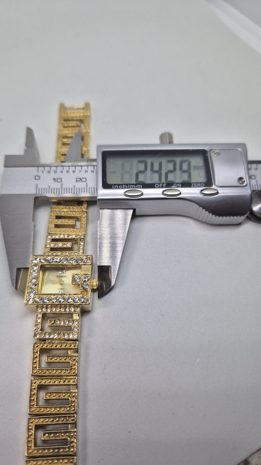 Figaro ladies watch17