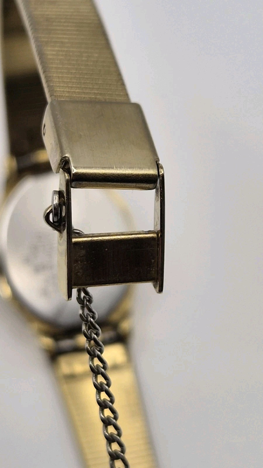 Vintage ladies' Seiko Quartz dress watch, 2P20-5H30. Working10
