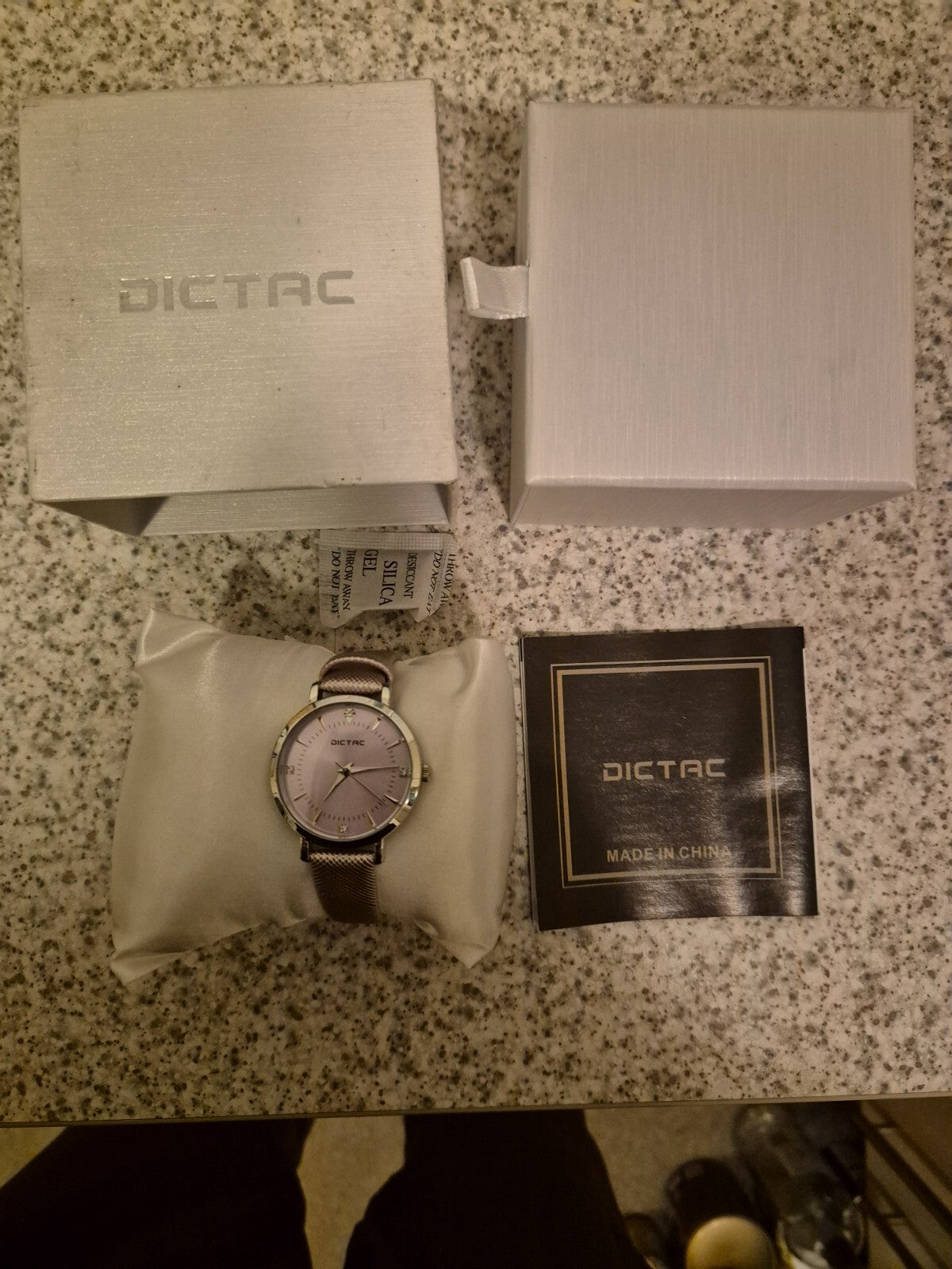 Dictac Ladies Quartz Movement NonCalender Wristwatch9