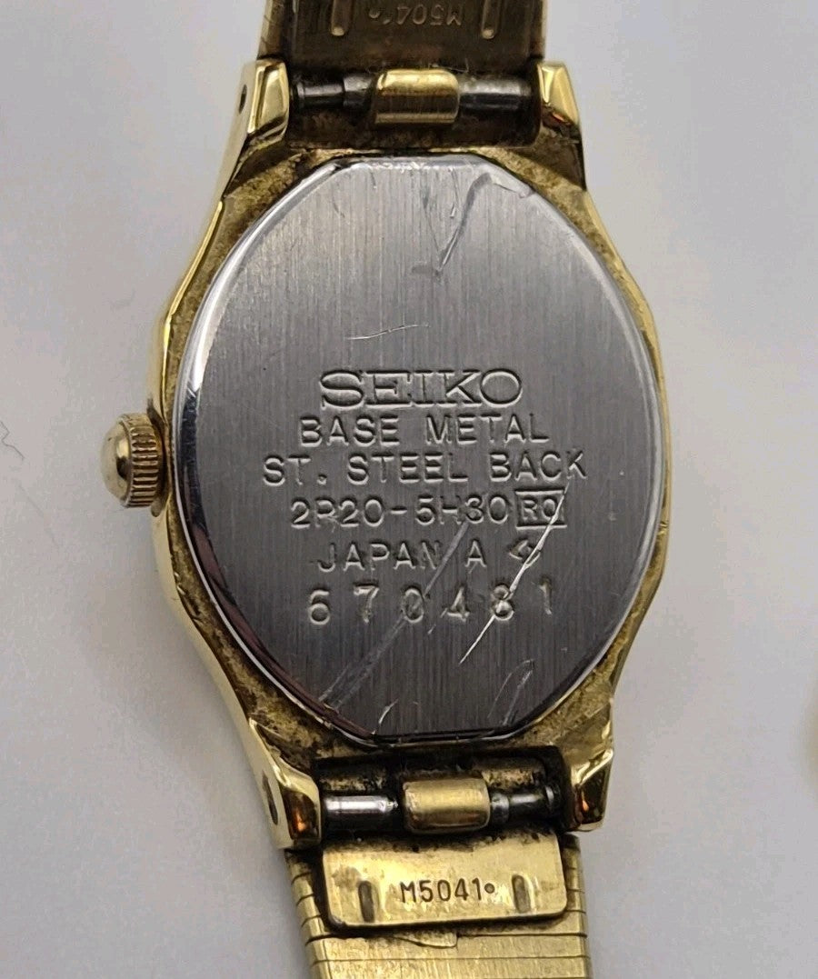 Vintage ladies' Seiko Quartz dress watch, 2P20-5H30. Working13
