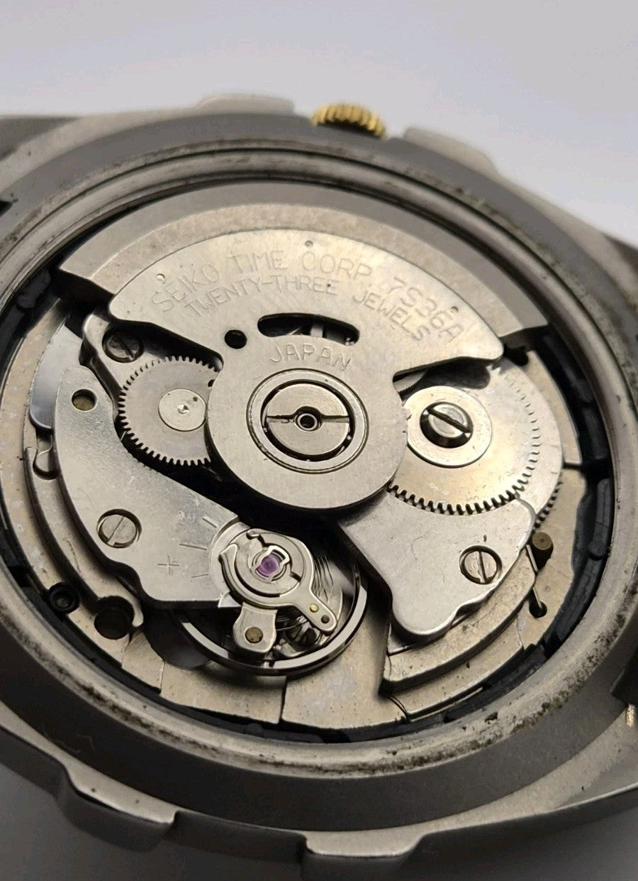 Seiko - 5 Superior Titanium Automatic Watch. Seiko cal. 7S36 Automatic movement.17