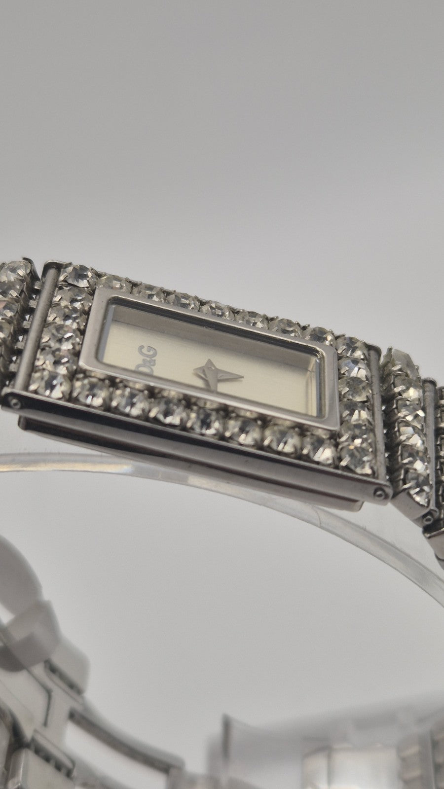 D&G Dolce & Gabbana Ladies rectangular watch4