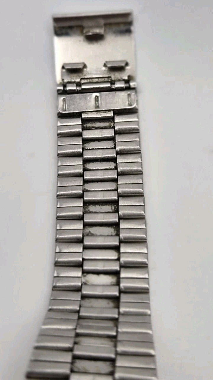 Vintage Mens Limit Y121 / 9126 watch9