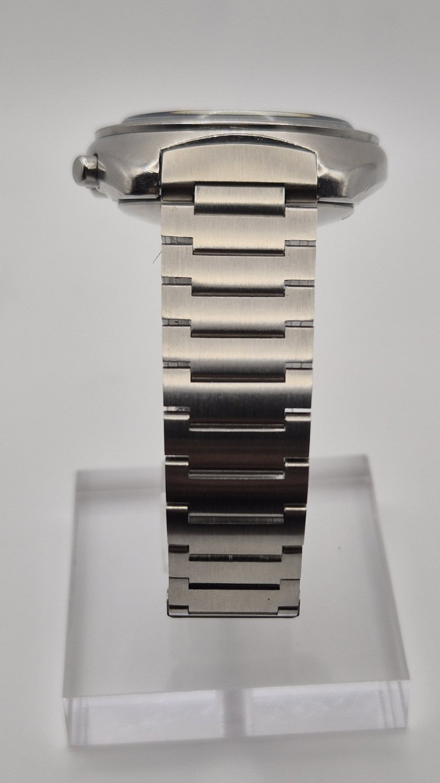 Seiko 6139 7002 Resist Dial February 19726