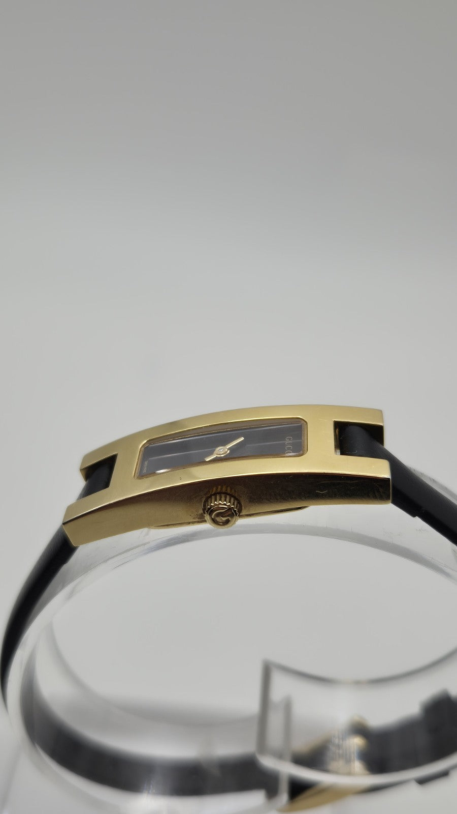 Gucci 3900L Gold Black Qz Women's Watch Vintage Used Working9