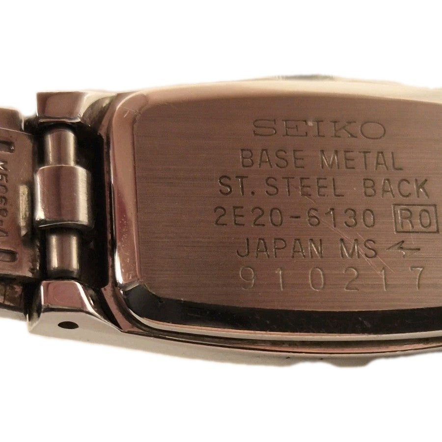 Seiko 2E206130 quartz watch7