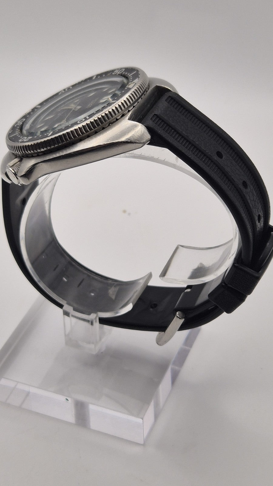 Seiko 6105-8110 Apocalypse Captain Willard11