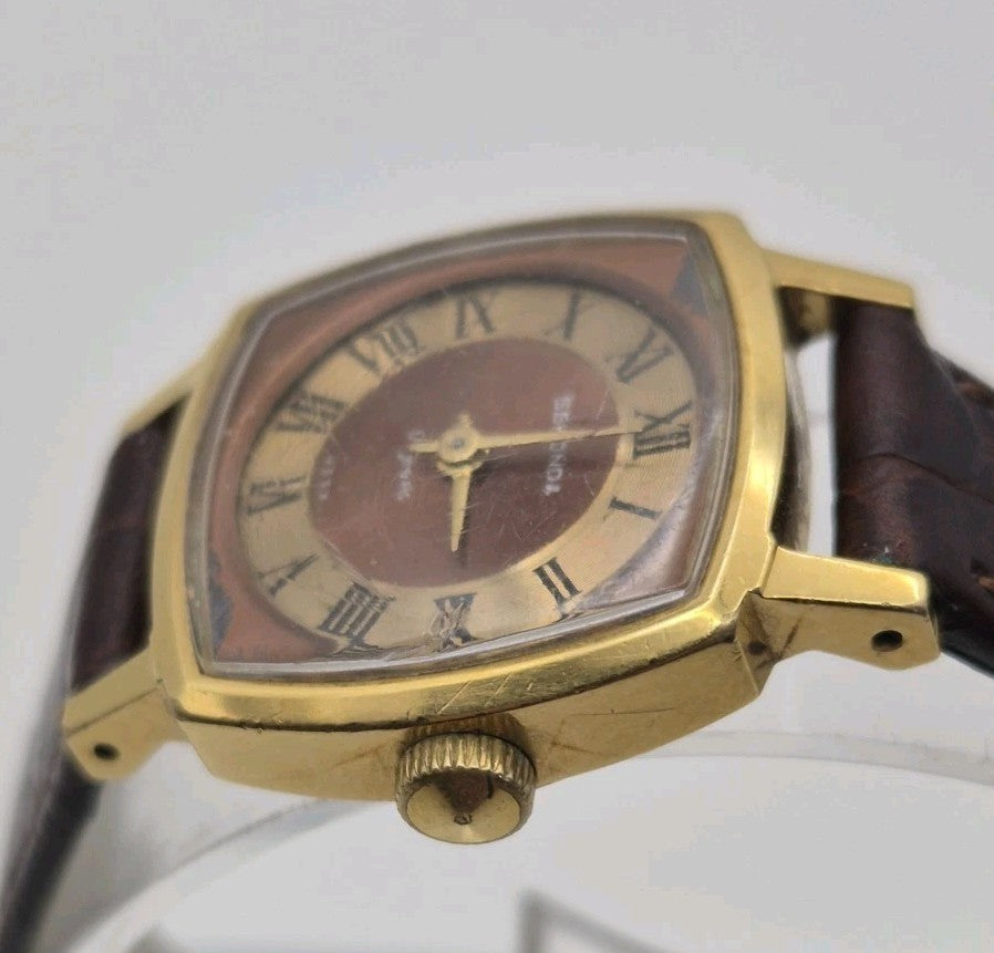 vintage Soviet-era Sekonda 17 Jewels ladies' mechanical wristwatch8
