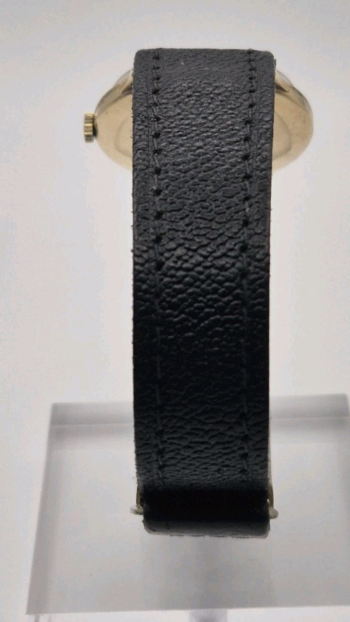 Accurist 1960s 9 Carat Gold Watch,  date, 21 Jewels, Working, Swiss Made5