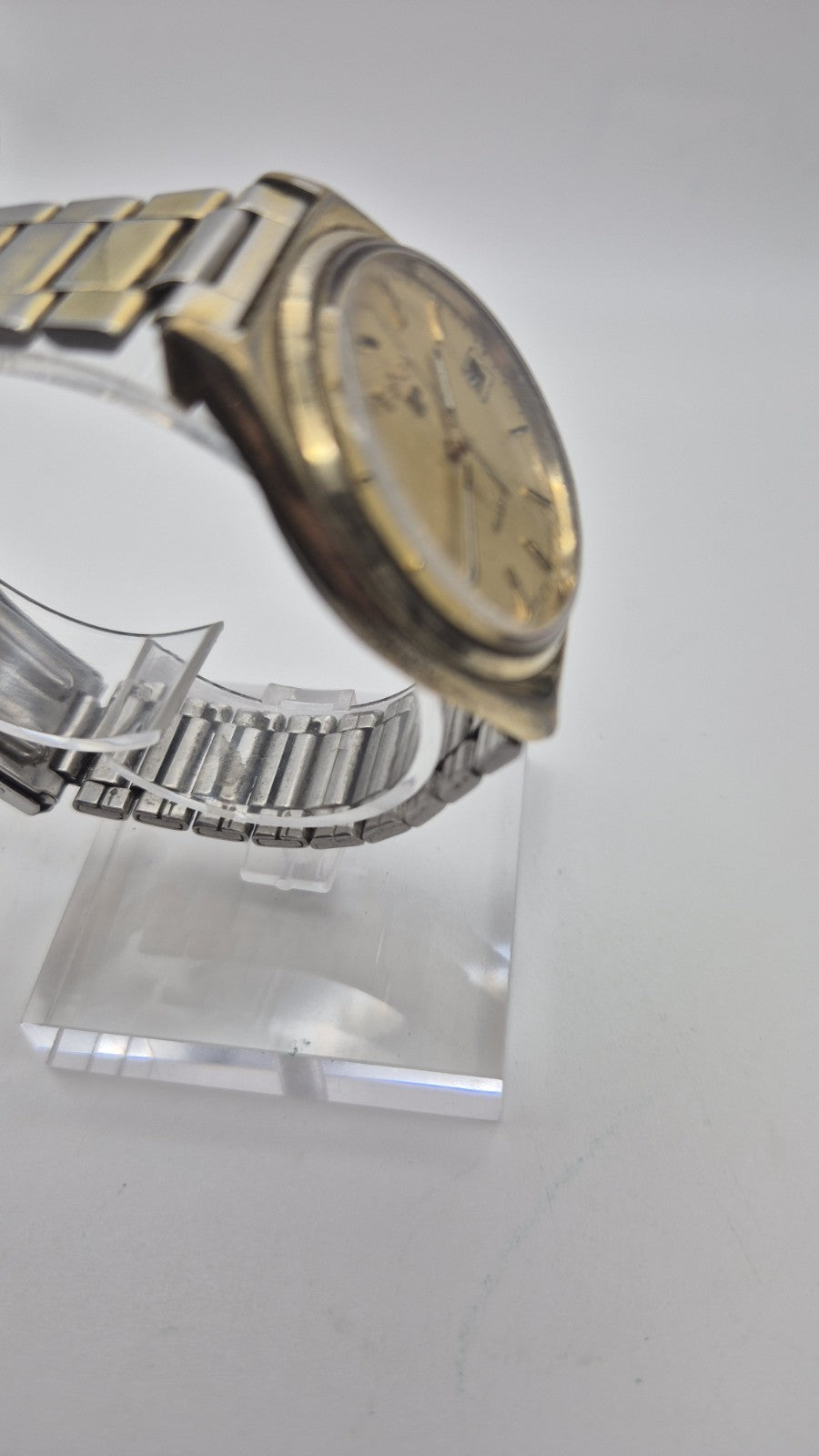 Pulsar quartz watch, model Y562-815910