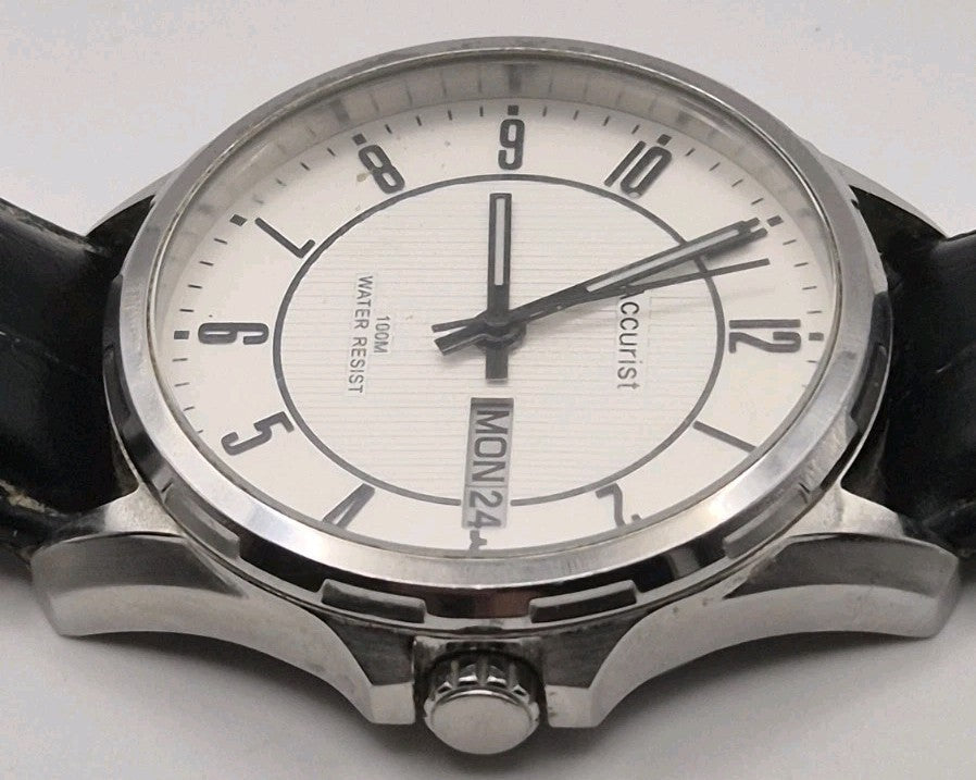 Accurist Men’s Analogue Day/Date Quartz Black Leather Strap Watch 1U05 MS990W12